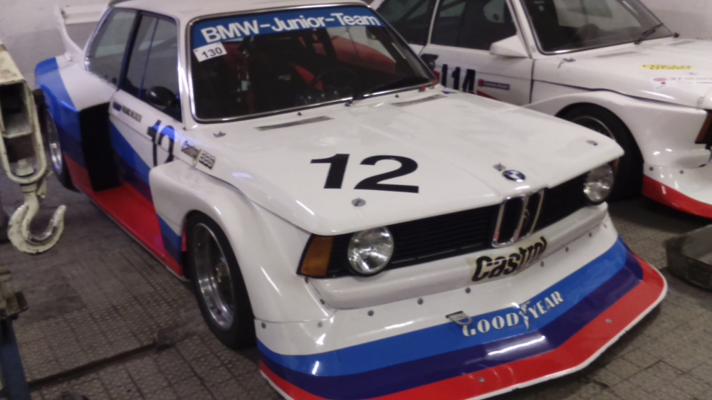 Cette BMW 320i Groupe 5, propriété de Maurice Girard, collectionneur suisse, était pilotée à l'époque par Marc Surer, ex-pilote de F1. ©MP